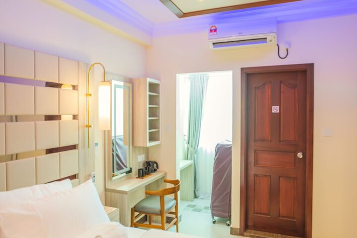 Room 20 of 47