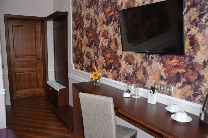 Brown Hotel