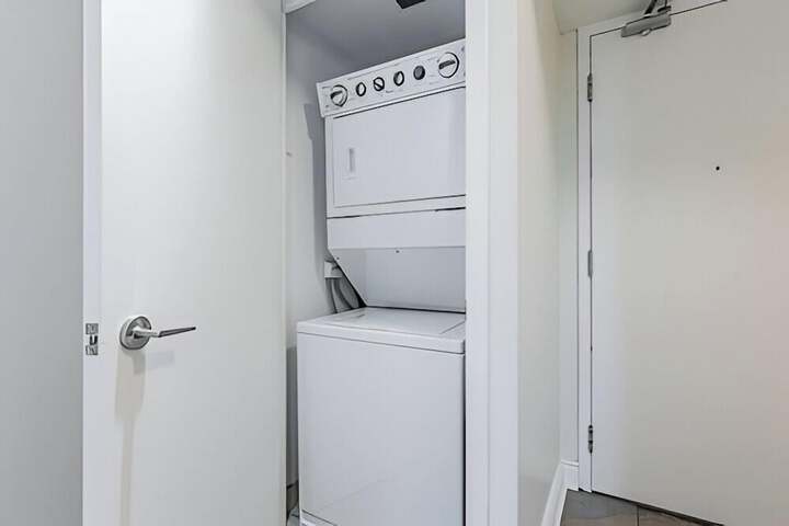 Laundry 208 of 260