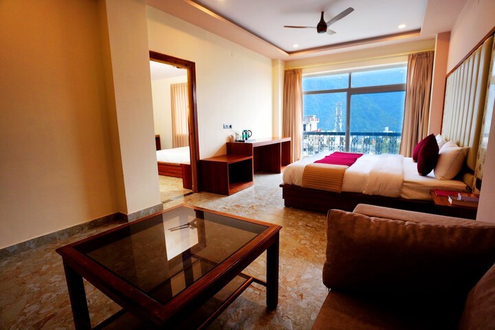 Room 15 of 22