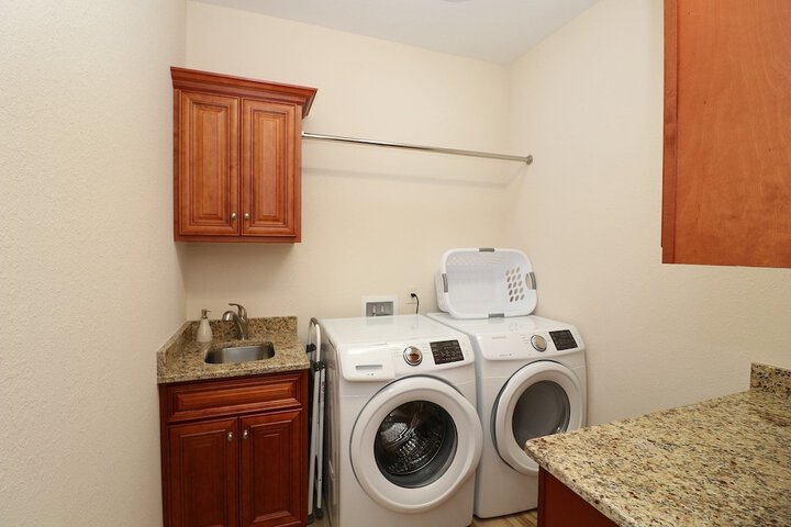 Laundry 21 of 36