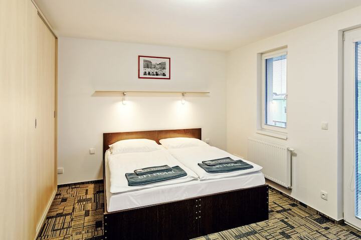 Room 13 of 71
