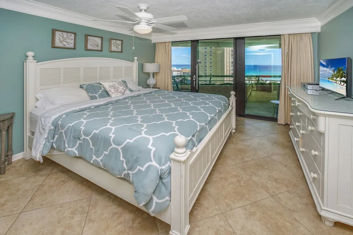 Photo of Edgewater 1000 - 1784239