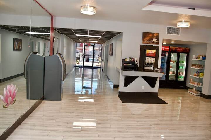Hotel Interior 4 of 35