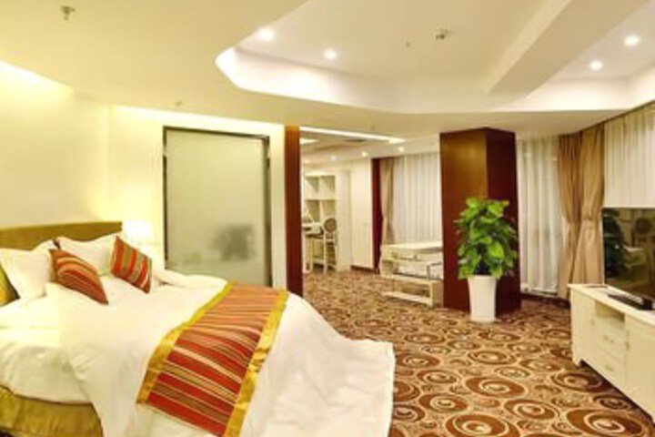 Room 7 of 7