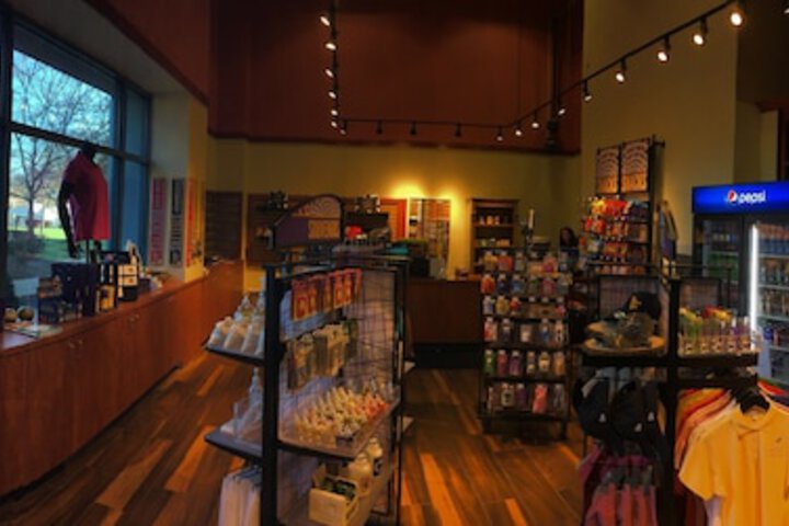 Gift Shop 21 of 31