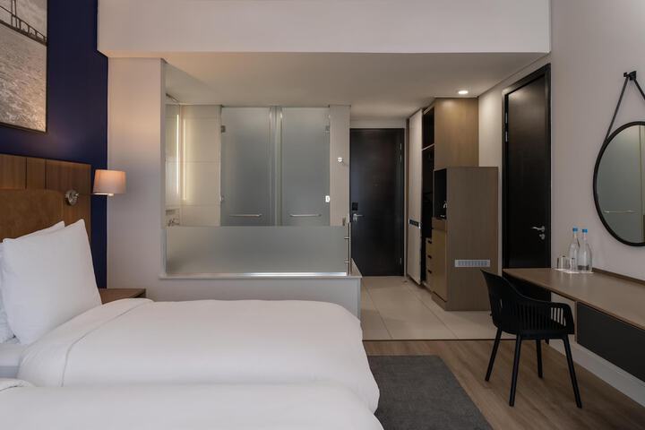 Room 71 of 309