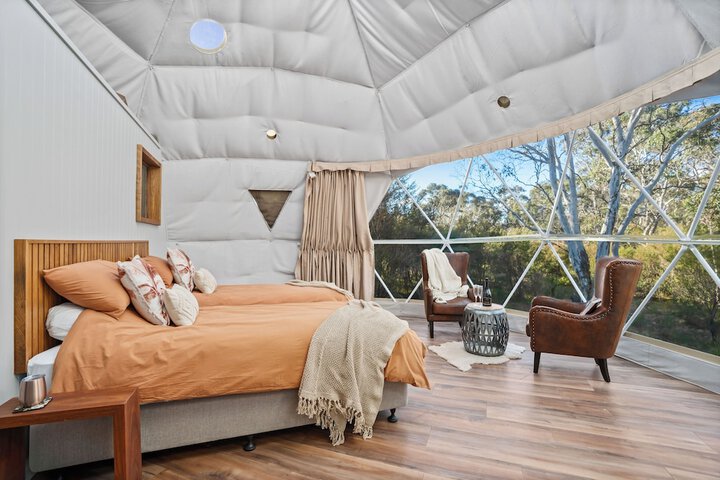 Room 3 of 34