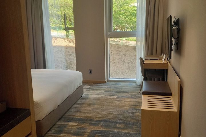Room 14 of 50