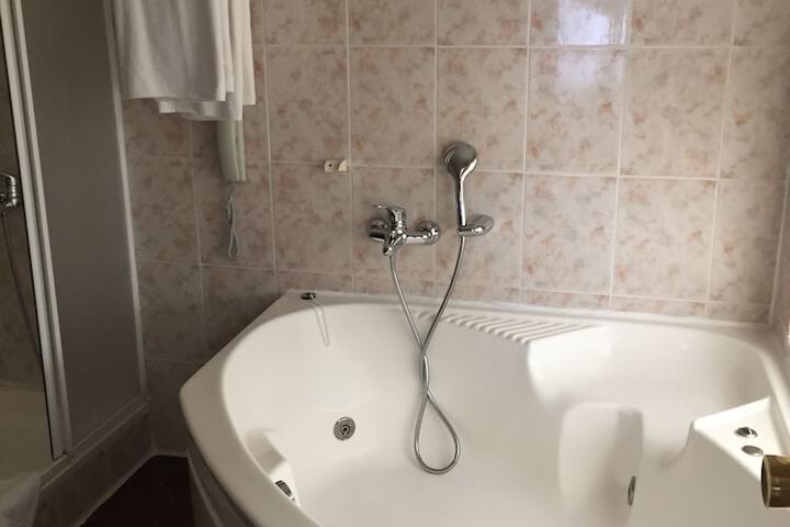 Bath Interior