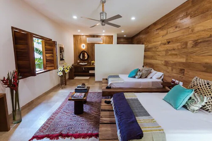 Room 14 of 53