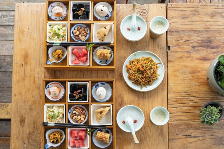 Breakfast/Coffee Service 203 of 259