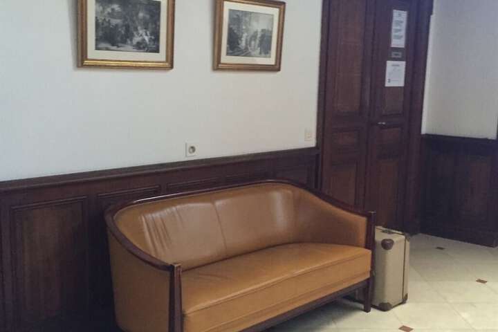 Entrance & Lobby