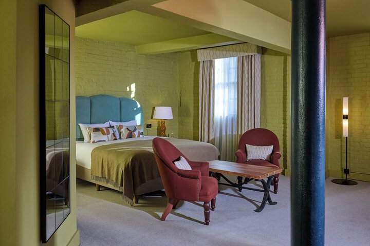 Room 8 of 59