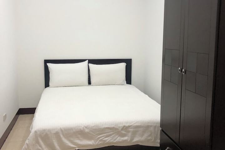 Room 5 of 56