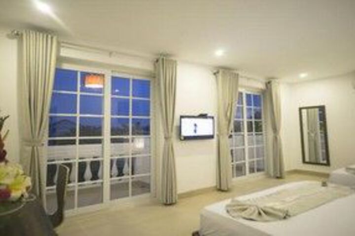 Room 42 of 66