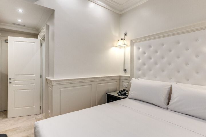 Room 15 of 40