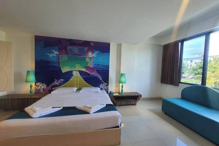 Room 100 of 147