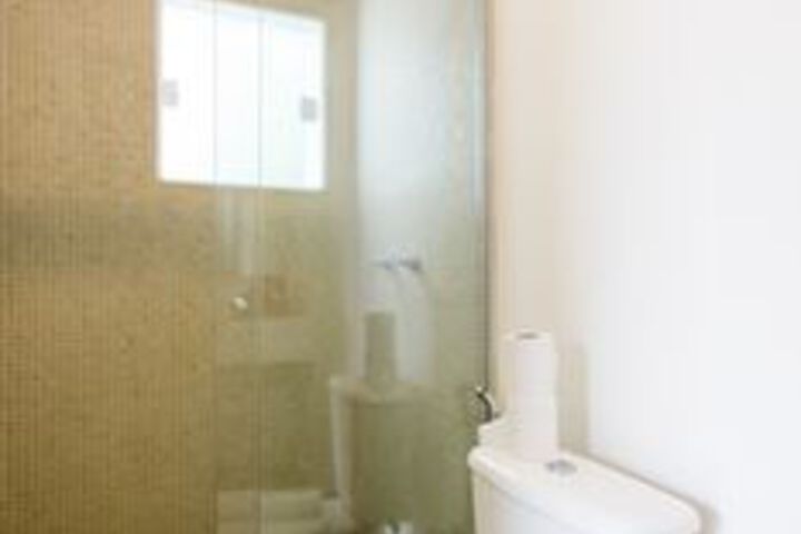 Room 3 of 35