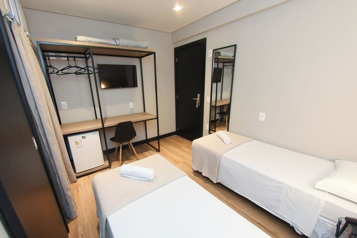 Room 14 of 96