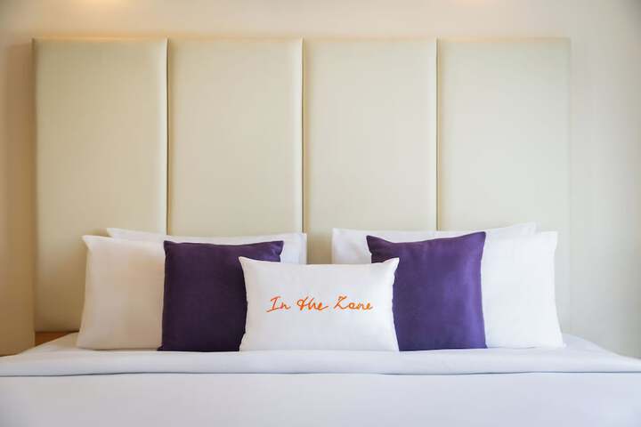 Room 13 of 37