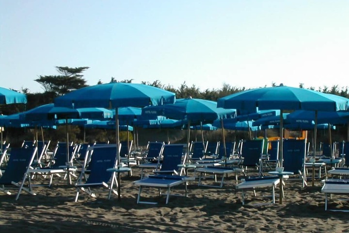 Beach 31 of 45