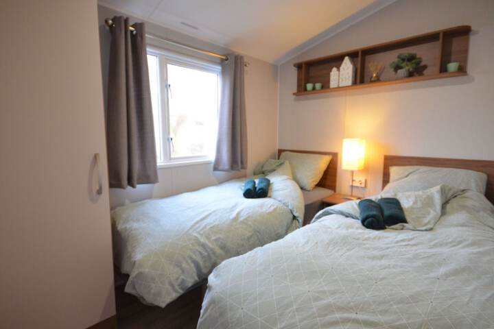 Room 5 of 42