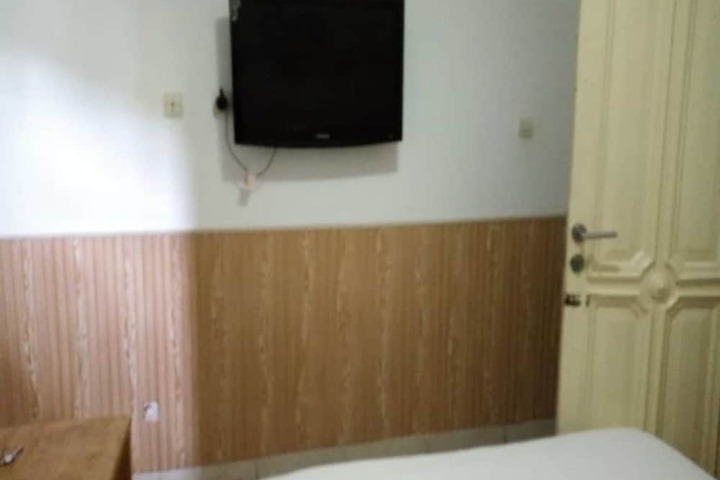 Room 14 of 23