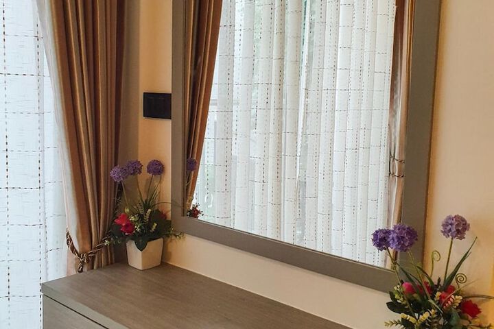 Room 10 of 53