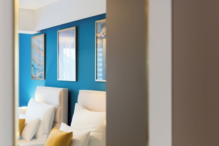 Room 10 of 41