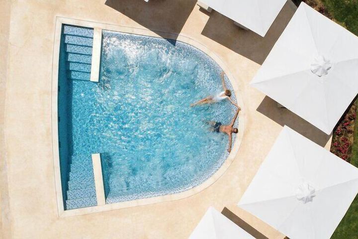 Pool 82 of 254