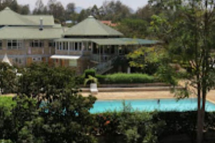Pool 7 of 12