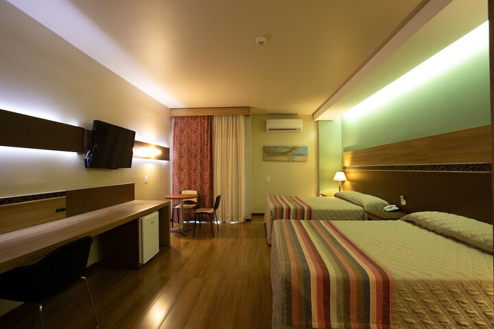 Room 12 of 111