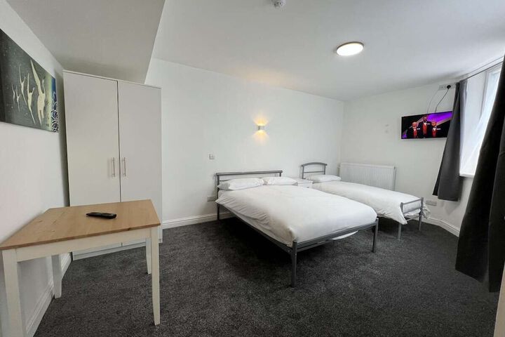 Room 12 of 54