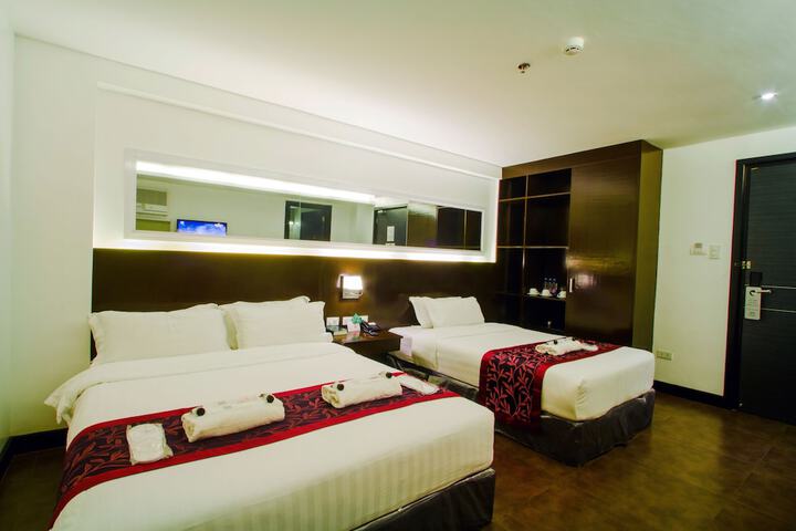 Room 6 of 43