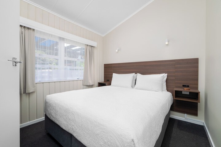Room 5 of 34