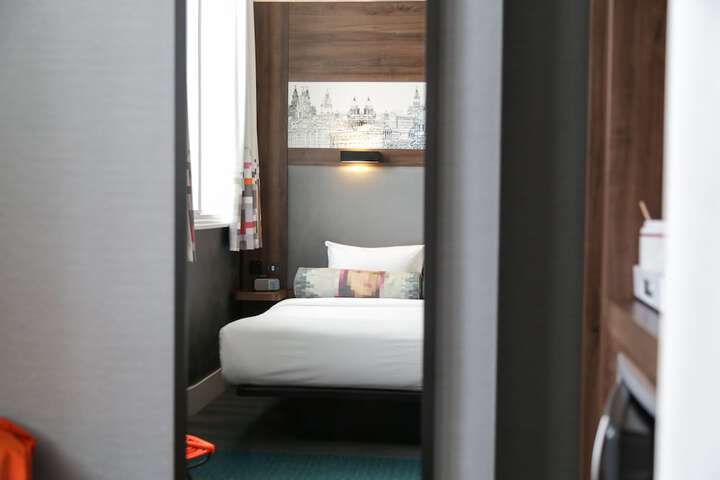 Room 6 of 57