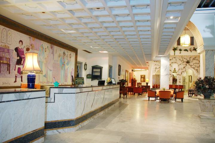 Hotel Interior 4 of 57
