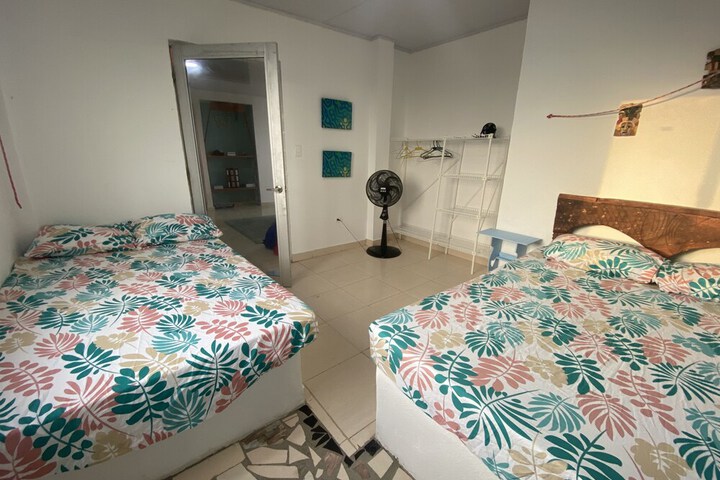 Room 5 of 83