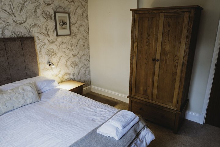 Room 3 of 35