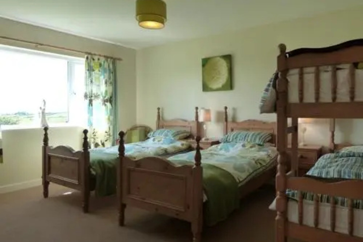 Room 2 of 24
