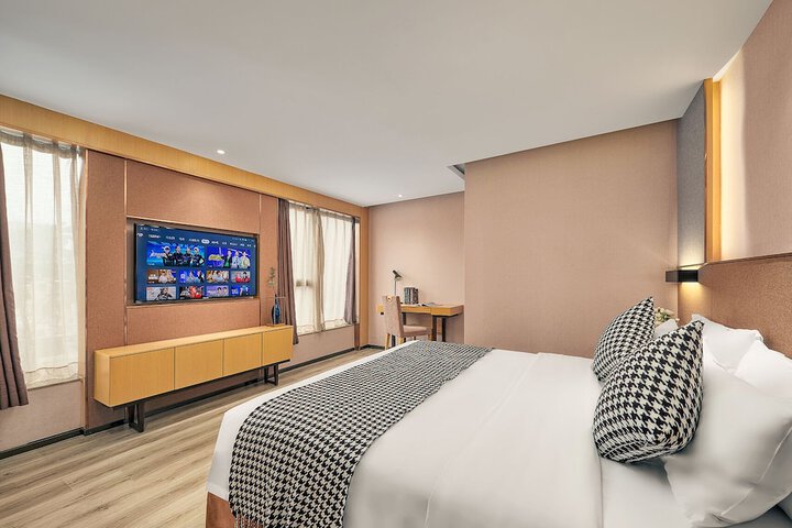 Room 18 of 52
