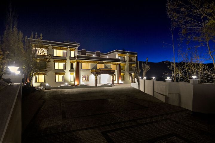 Hotel Sia Residency