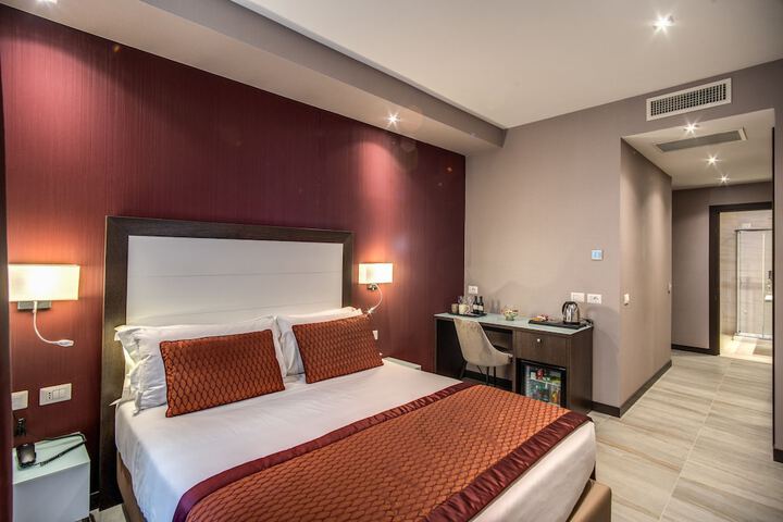 Room 8 of 29