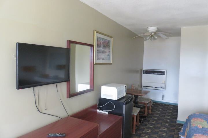 Room 2 of 26