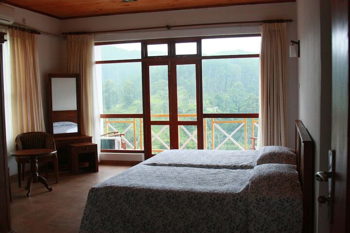 Room 7 of 38