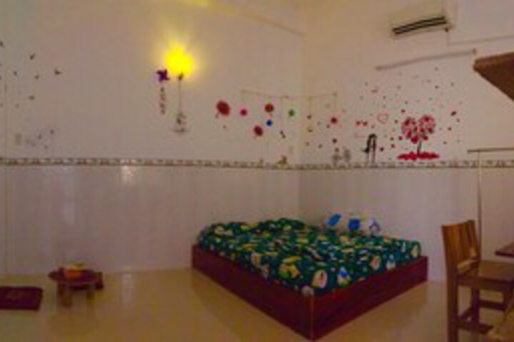 Room 30 of 44