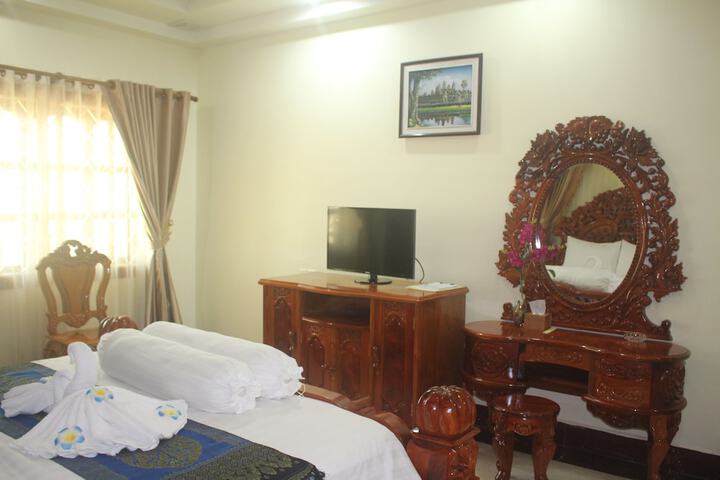 Room 17 of 63