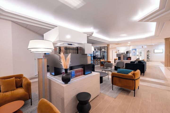 Hotel Interior 2 of 62