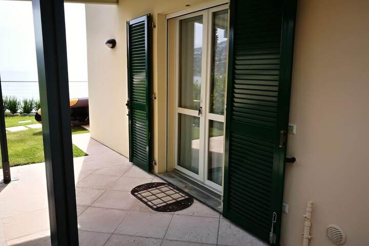 Terrace/Patio 5 of 6
